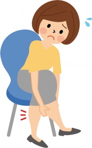 足がむくむ女性